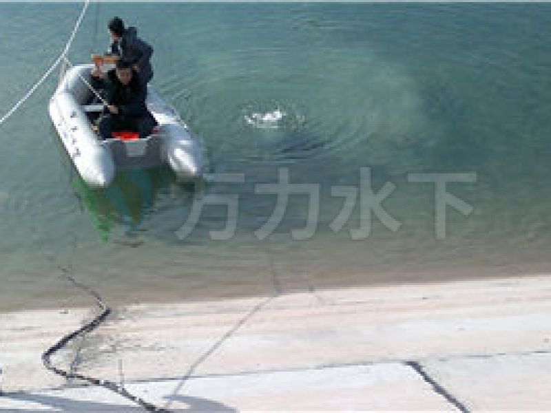 機器人水下攝像